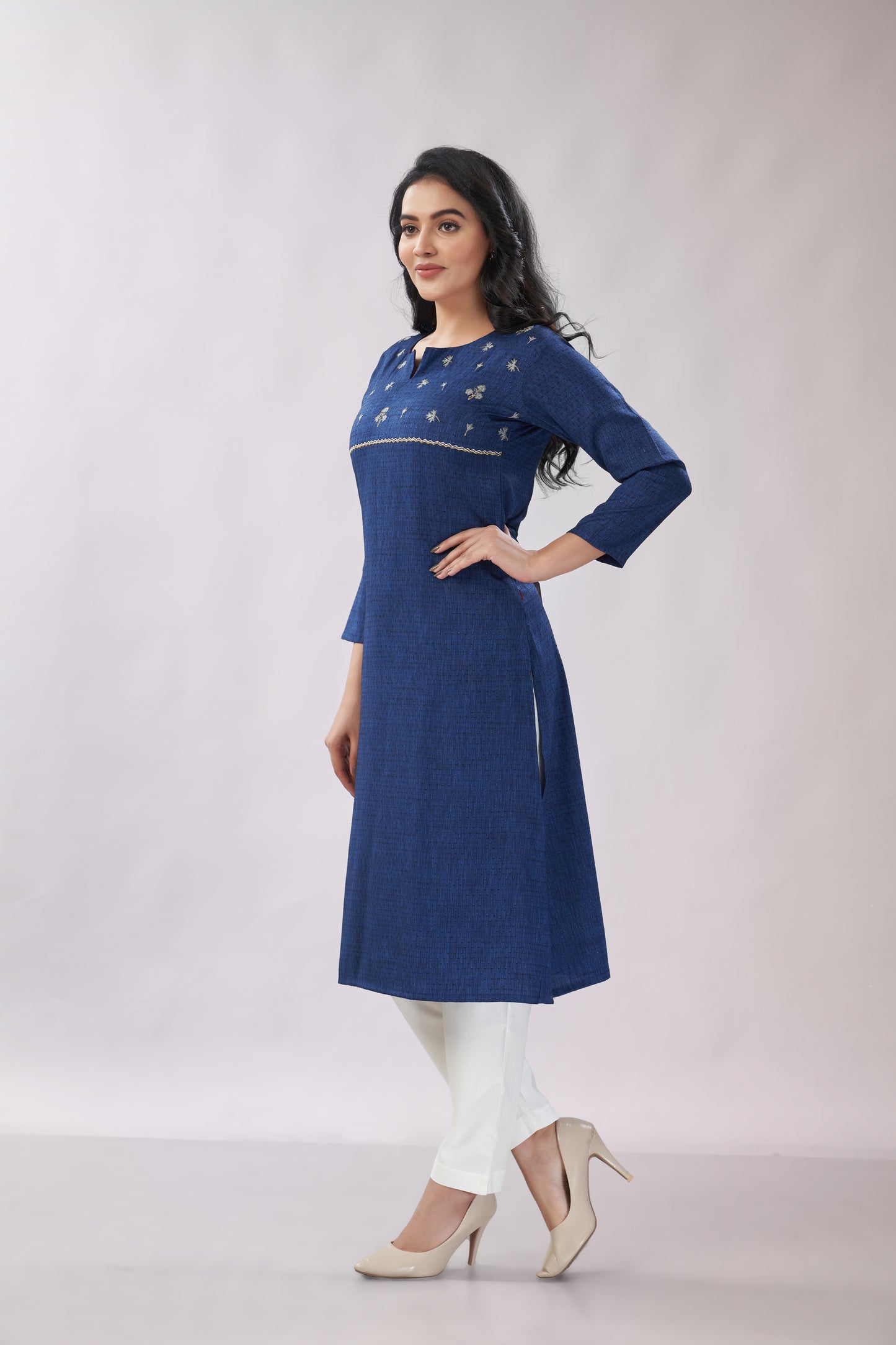 A-line Embroidered Kurti - Dedhia House