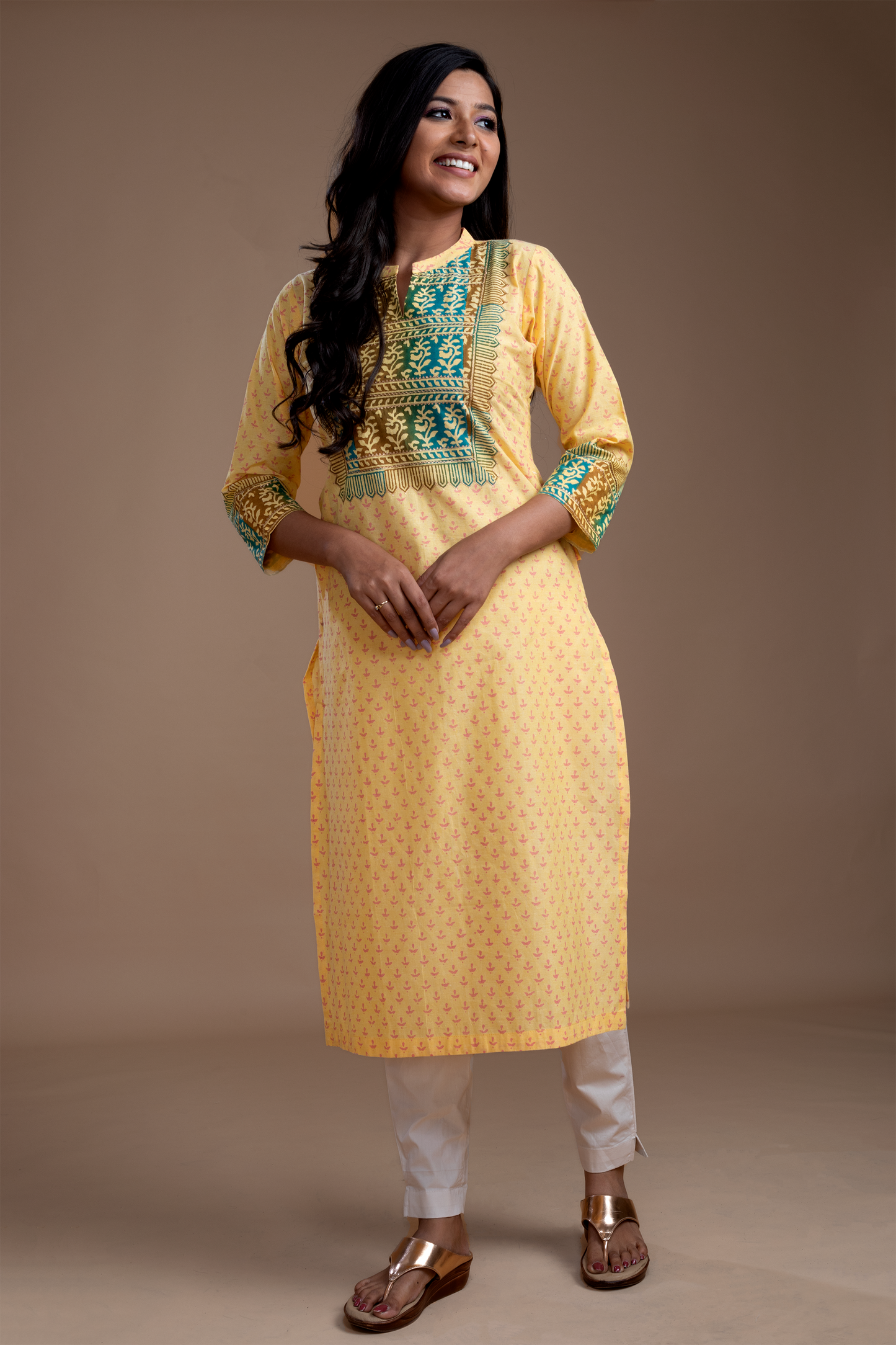 Block printed kurti detailed with zari work - Dedhia House